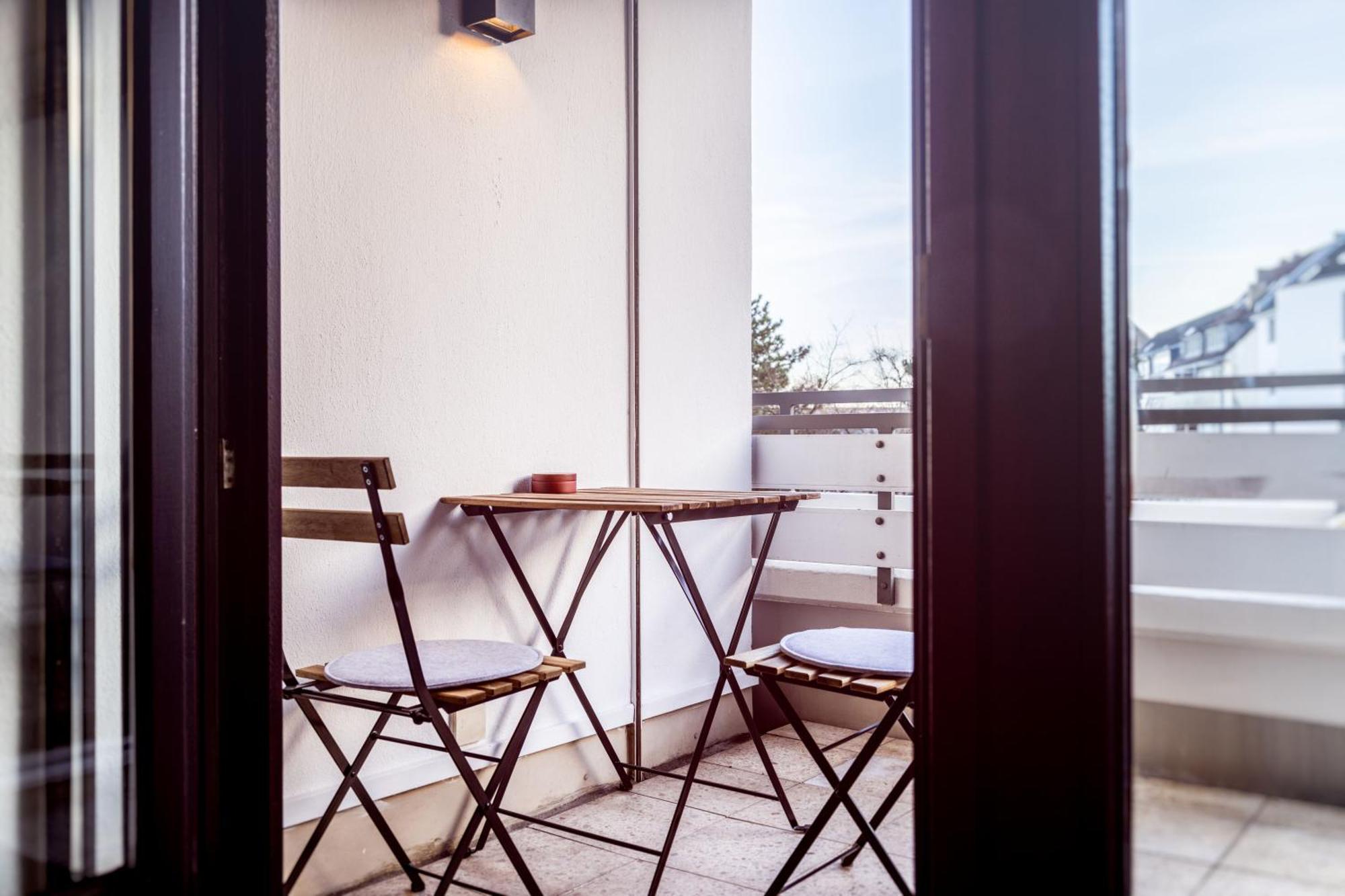 Apartament Hochwertig - Ruhig - Parkplatz - 15 Min Zur Messe Düsseldorf Zewnętrze zdjęcie